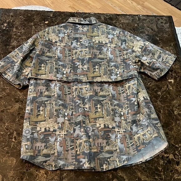 Walls vintage oil field camo top size large. MN1 - Picture 4 of 6